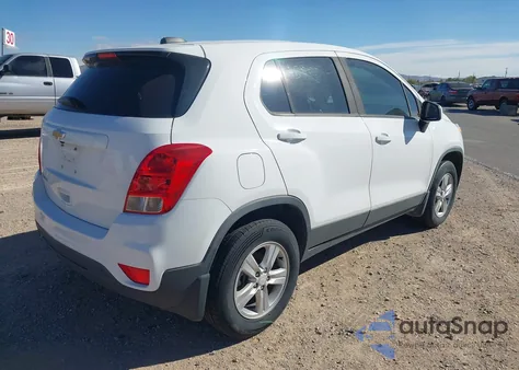 2020 Chevrolet Trax Awd Ls z USA, uszkodzony, nr VIN 3GNCJNSB0LL168130